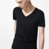 Men’s Airism T-Shirt | V-Neck