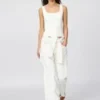 Women’s 3D Knit Ribbed Sleeveless Sweater