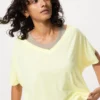 Women’s Airism Relaxed V-Neck T-Shirt | 2 Way