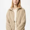 Women’s Fluffy Yarn Fleece Full-Zip Jacket