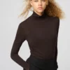 Women’s Heattech Cashmere Blend T-Shirt | Extra Warm | Turtleneck