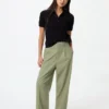 Women’s Pleated Wide Pants