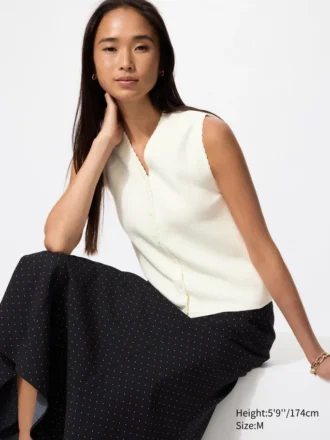 Women’s Scalloped V-Neck Sweater | Sleeveless
