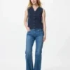 Women’s Scalloped V-Neck Sweater | Sleeveless
